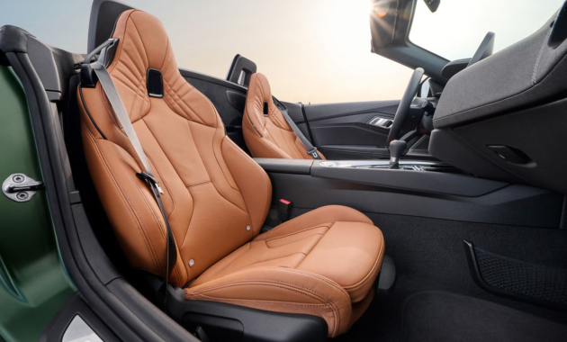 2025 BMW Z4 M40i Interior