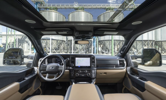 2024 Ford Super Duty Infotainment and Navigation photo
