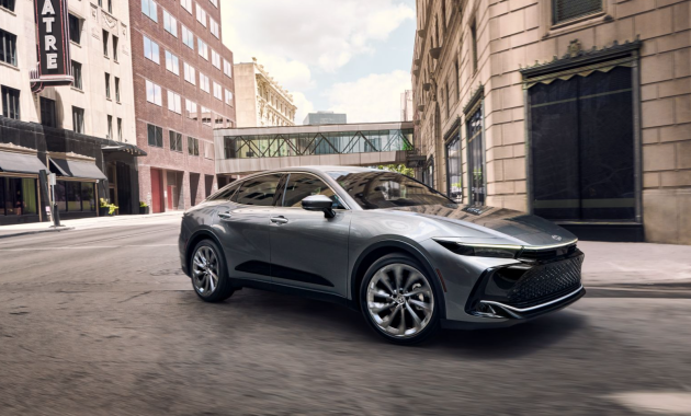 2024 Toyota Crown Platinum