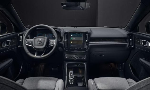 2025 Volvo EC40 New Infotainment System