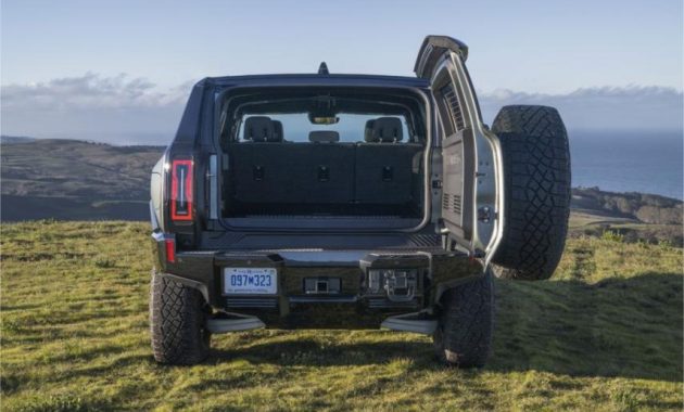 2024 GMC Hummer EV SUV Cargo