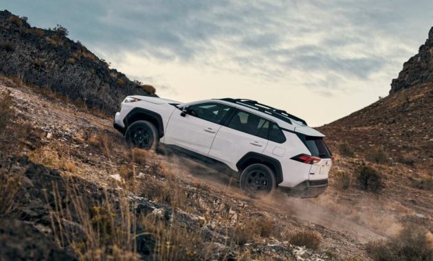 2024 Toyota RAV4 Engine and Performance