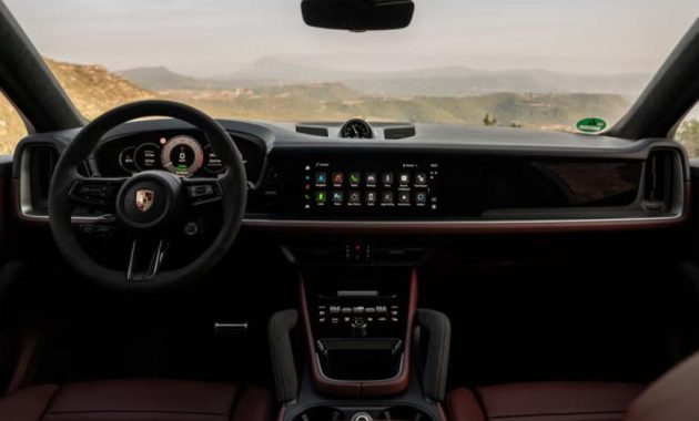 2025 Porsche Cayenne Turbo E-Hybrid Infotainment and connectivity