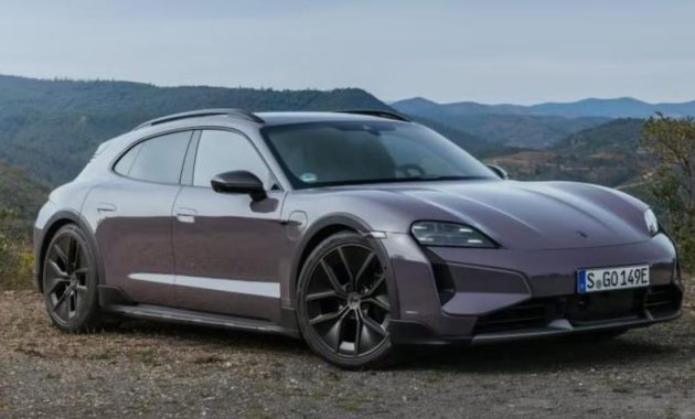 2025 Porsche Taycan Cross Turismo Exterior
